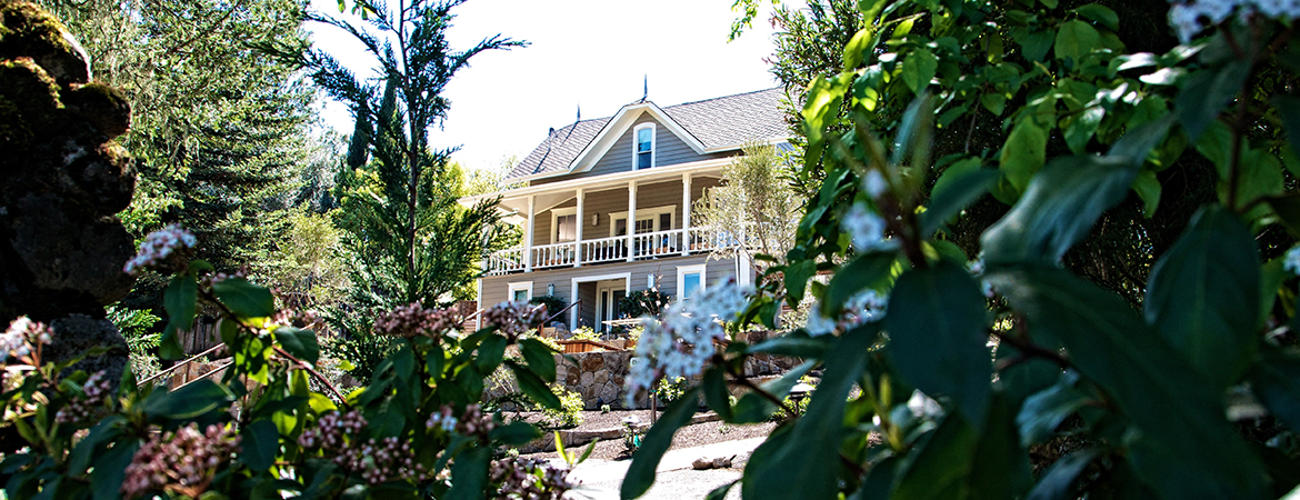 1170x450_2014-romantic_chanric-inn.jpg