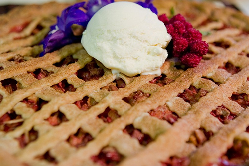 500x300_2015-top-foodie-inns_gustavus.jpg